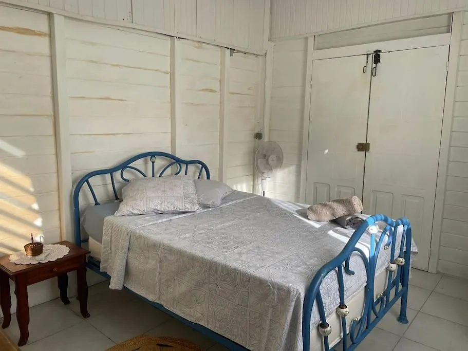 La Prairie, Maison Bois Sainte-Rose Prázdninový dům